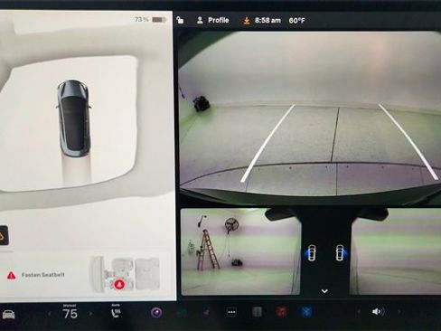 Used 2023 Tesla Model 3 Standard Range image 44