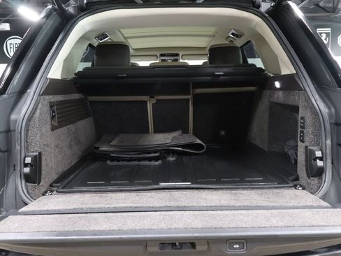 Used 2019 Land Rover Range Rover HSE image 26