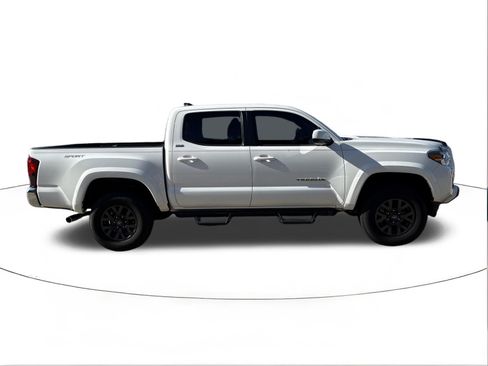 Used 2023 Toyota Tacoma SR5 RWD image 2