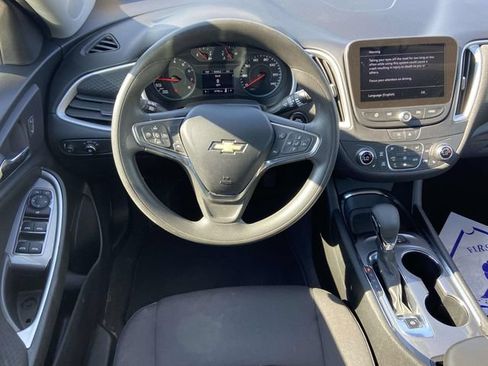 Used 2024 Chevrolet Malibu LT FWD image 9