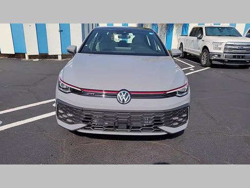 New 2025 Volkswagen GTI SE image 31