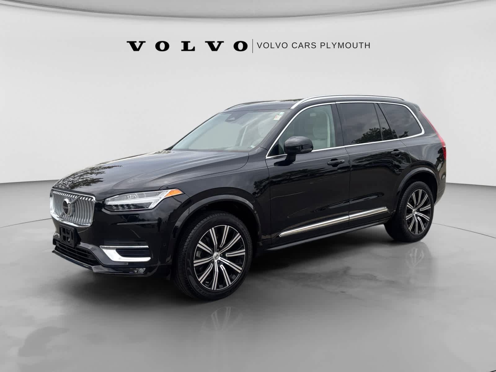 Used 2024 Volvo XC90 B6 Plus AWD/4WD image 3