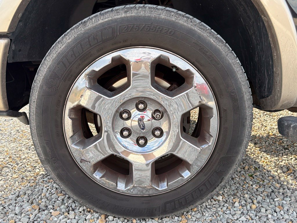 Used 2011 Ford F150 Lariat w/ Lariat Chrome Pkg AWD/4WD image 9