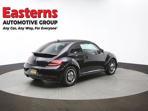 Used 2018 Volkswagen Beetle 2.0T S image 38