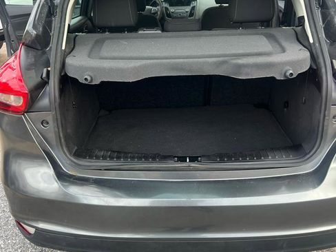 Used 2018 Ford Focus SE image 13