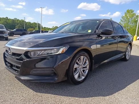 Used 2019 Honda Accord LX image 7