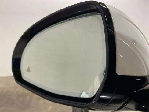 Used 2023 Mercedes-Benz S 500 4MATIC image 98