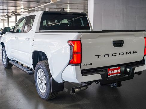 New 2026 Toyota Tacoma SR5 AWD/4WD image 5