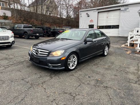 Used 2013 Mercedes-Benz C 300 4MATIC Sedan image 9