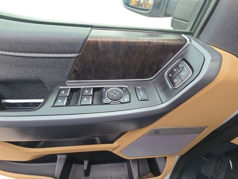 Used 2024 Ford F250 Lariat w/ Lariat Ultimate Package image 24