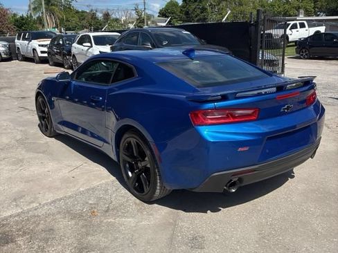 Used 2016 Chevrolet Camaro SS RWD image 2