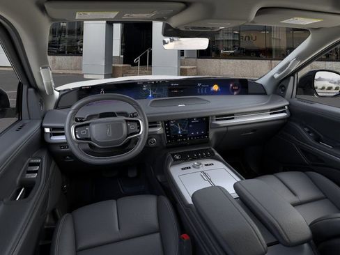 New 2026 Lincoln Navigator L Reserve AWD/4WD image 9