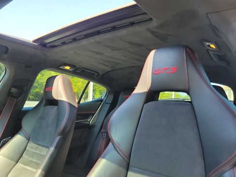 Used 2015 Porsche Panamera GTS AWD/4WD image 29