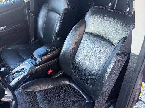Used 2015 Dodge Journey R/T w/ Flexible Seating Group image 10