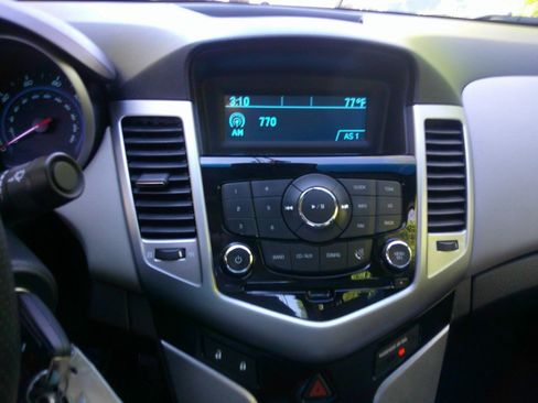 Used 2012 Chevrolet Cruze LS w/ Connectivity Package FWD image 16