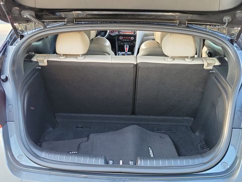 Used 2020 Hyundai Veloster Turbo Ultimate image 15