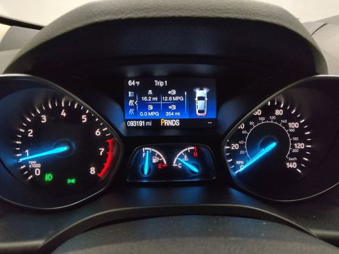 Used 2018 Ford Escape SE w/ SE Sync 3 Package FWD image 23