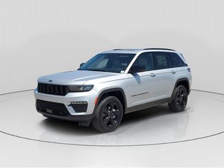 New 2025 Jeep Grand Cherokee Limited w/ Luxury Tech Group II video 2