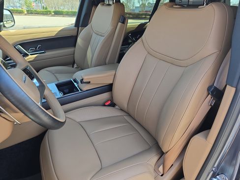 New 2026 Land Rover Range Rover Long Wheelbase SE image 15