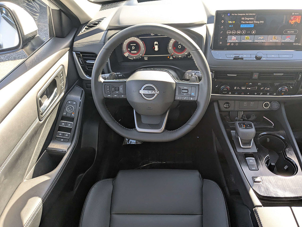 Certified 2025 Nissan Rogue SL w/ SL Premium Package FWD image 18