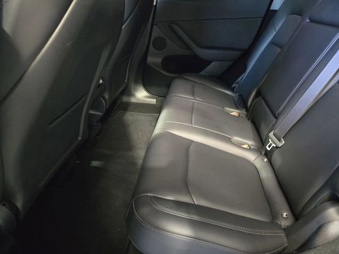 Used 2024 Tesla Model Y Performance image 12