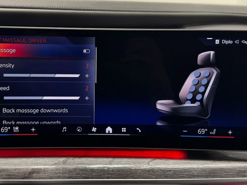 Used 2023 BMW 760i xDrive image 40