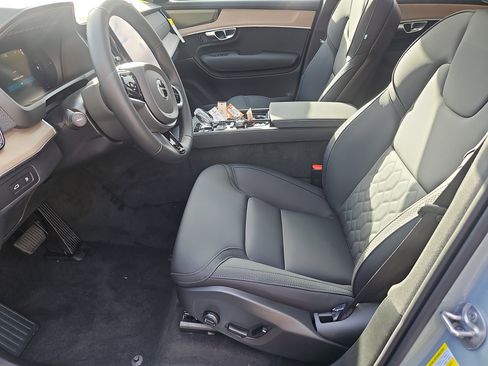 New 2026 Volvo XC90 T8 Plus image 20