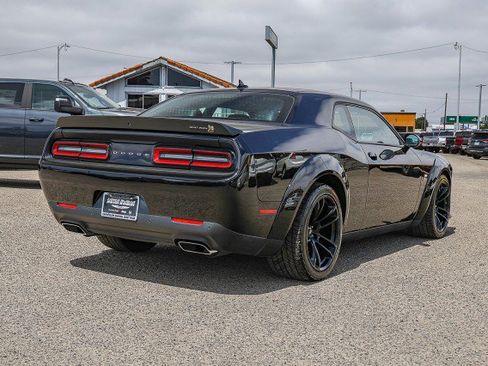 Used 2022 Dodge Challenger R/T Scat Pack RWD image 6