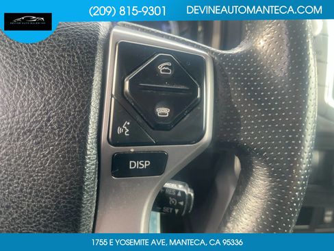 Used 2017 Toyota 4Runner SR5 Premium image 21