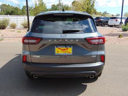 Certified 2025 Ford Escape ST-Line w/ Equipment Group 301A image 5