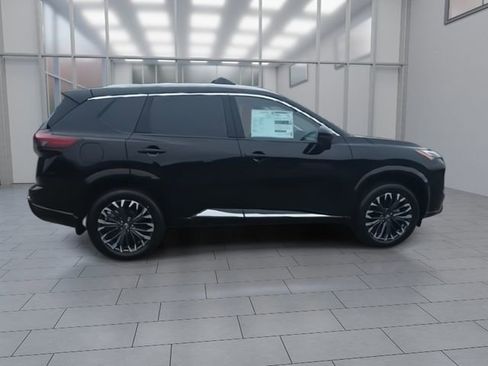 New 2026 Nissan Rogue Platinum AWD/4WD image 9