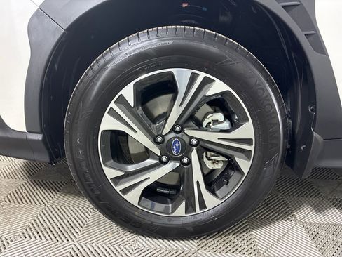 Used 2024 Subaru Crosstrek 2.0i Premium AWD/4WD image 6
