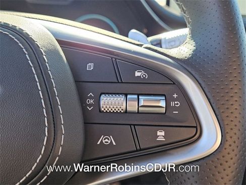 Used 2025 Genesis GV70 2.5T w/ Sport Prestige Package image 29