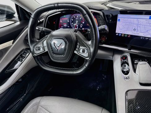 Used 2022 Chevrolet Corvette Stingray Premium Cpe w/ Z51 Performance Package RWD image 25