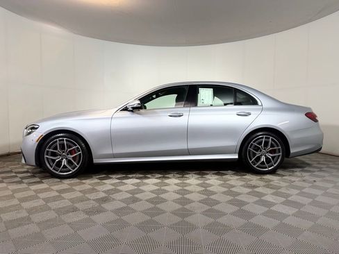 Used 2021 Mercedes-Benz E 350 4MATIC Sedan image 3