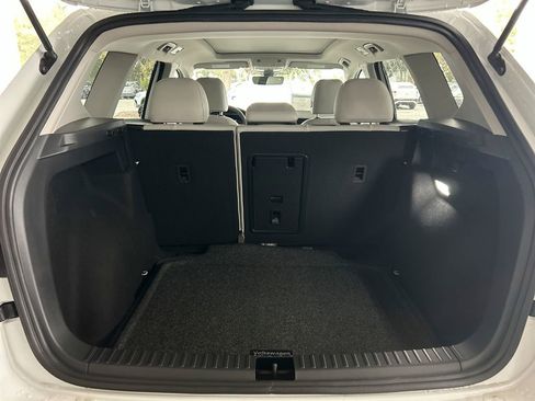 New 2026 Volkswagen Taos SE image 41