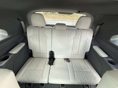 New 2025 Cadillac Escalade IQ Luxury 1 w/ Smart Trailering package AWD/4WD image 18