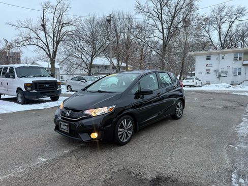 Used 2015 Honda Fit EX image 3