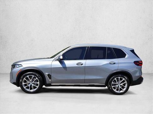 Used 2024 BMW X5 xDrive40i w/ Premium Package AWD/4WD image 11