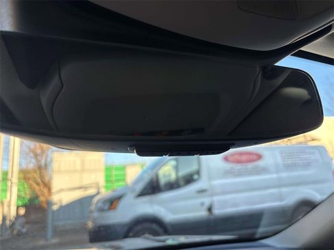 Used 2024 Volvo XC60 B5 Plus w/ Protection Package Premier image 30