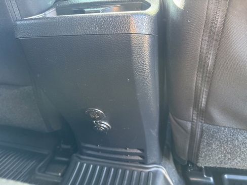 Used 2020 Toyota Tacoma TRD Off-Road image 14