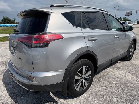 Used 2016 Toyota RAV4 XLE AWD/4WD image 24