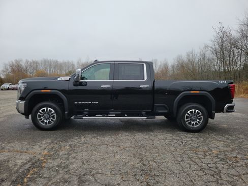 New 2026 GMC Sierra 2500 SLT AWD/4WD image 2