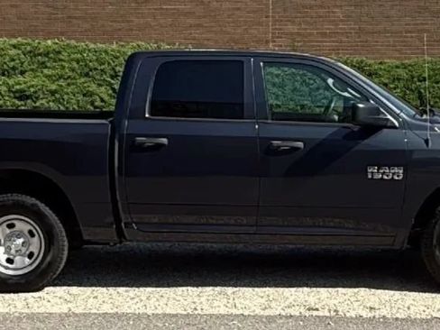 Used 2018 RAM 1500 Tradesman w/ Popular Equipment Group AWD/4WD image 5