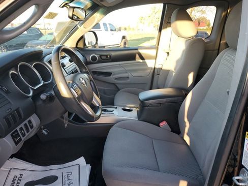 Used 2012 Toyota Tacoma 4x4 Access Cab image 24