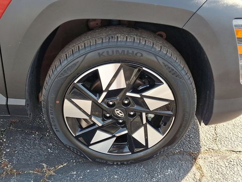 Used 2025 Hyundai Kona SEL image 9