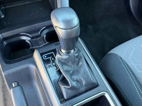 Certified 2022 Toyota Tacoma TRD Sport image 26