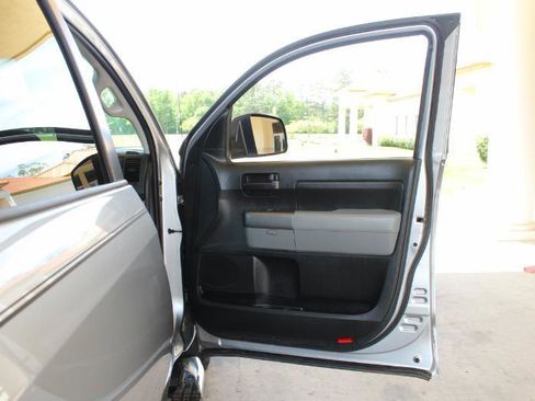 Used 2012 Toyota Tundra 4x4 CrewMax w/ TRD Off-Road Pkg image 28