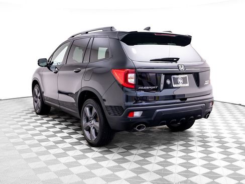 Certified 2021 Honda Passport Touring image 4