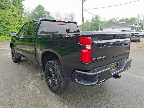 Used 2024 Chevrolet Silverado 1500 LT Trail Boss w/ Convenience Package II AWD/4WD image 5